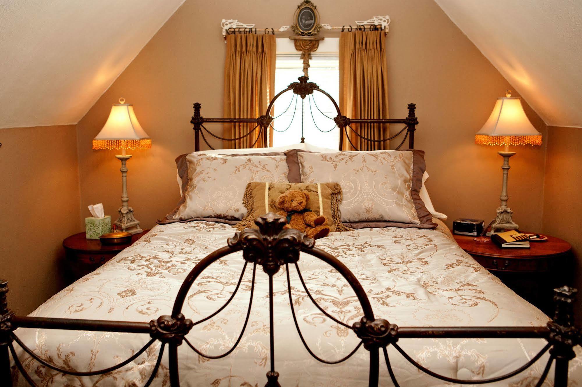 Westphal Mansion Inn Bed & Breakfast Hartford Dış mekan fotoğraf